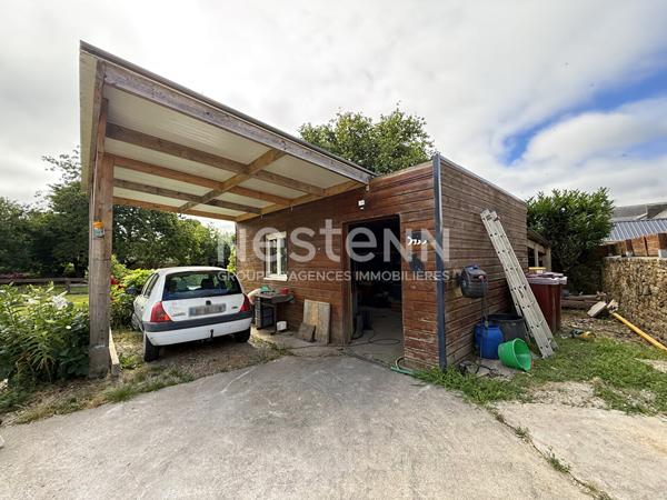 MOREAC - Propriété de charme à vendre 6 chambres et son magnifique jardin de 1280 m²