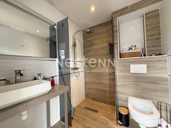 MOREAC - Propriété de charme à vendre 6 chambres et son magnifique jardin de 1280 m²