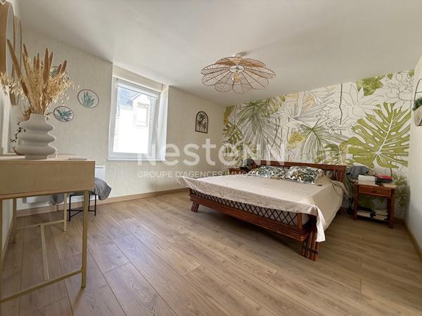 MOREAC - Propriété de charme à vendre 6 chambres et son magnifique jardin de 1280 m²