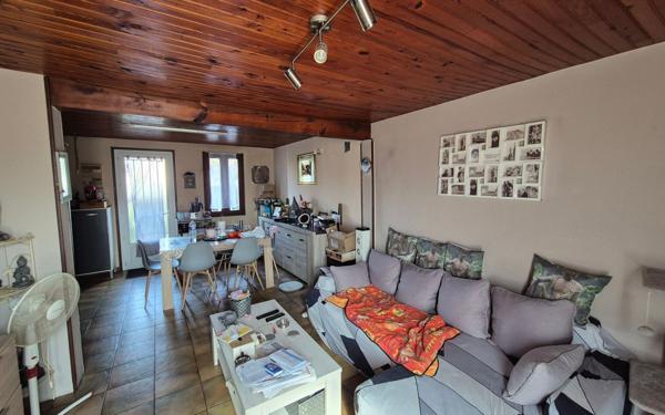 Immeuble à vendre    8 pièces •  Morcenx