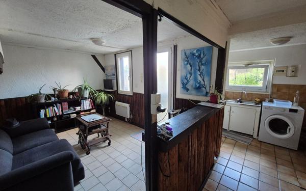 Immeuble à vendre    8 pièces •  Morcenx