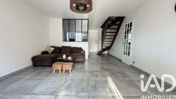 Maison à vendre 5 pièces 96 m² Vert-Saint-Denis