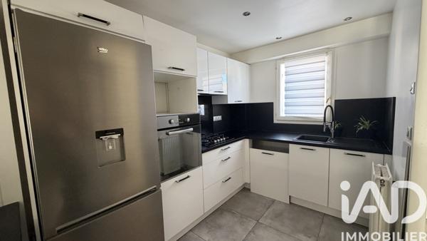 Maison à vendre 5 pièces 96 m² Vert-Saint-Denis