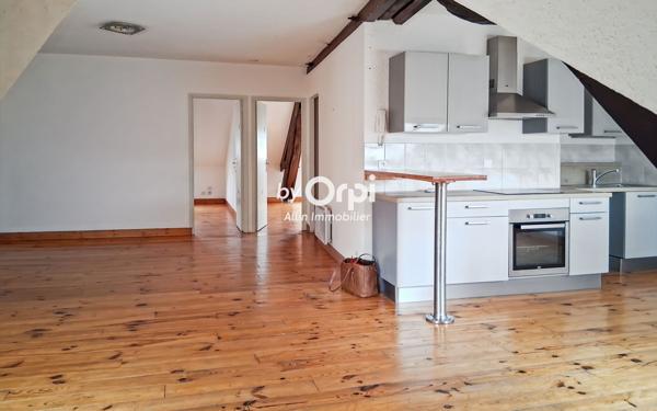 Immeuble à vendre    2 pièces • 229 m2 Commentry