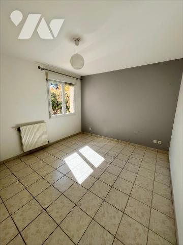 Appartement grand T2 avec jardin et terrasse