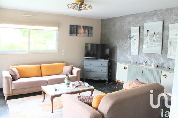 Maison 4 pièces de 104 m² à Lisieux (14100)