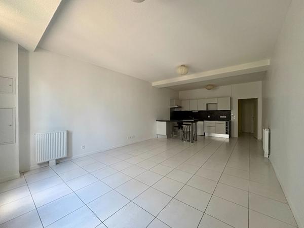 Stalingrad Jardin Botanique - Appartement T3 de 75m² , Bordeaux