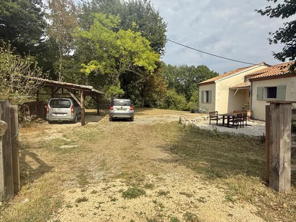 Roquecor (82150) Roquecor Maison avec 3 chambres, bien rénové avec jardin, terrasse jolie vues