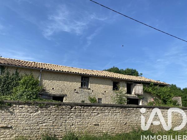 Maison à vendre 1 pièce 150 m² Villefollet