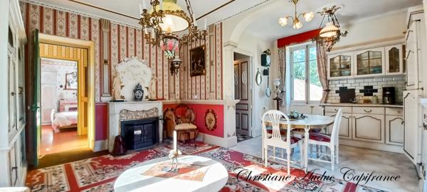 Entre Cluny et Charolles, ensemble immobilier avec 3 gîtes, d'une surface de 190 m², sur terrain de 6 000 m²