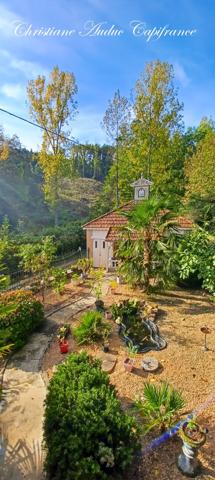 Entre Cluny et Charolles, ensemble immobilier avec 3 gîtes, d'une surface de 190 m², sur terrain de 6 000 m²