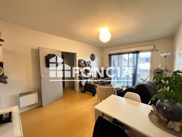 Location Appartement 2 pièces 49.71 m² - 80/82 BOULEVARD DE LA LIBERTE Agen 47000