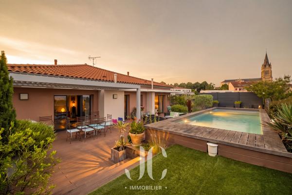 PENTHOUSE D'EXCEPTION – L'ESPRIT D'UNE VILLA SUR LE TOIT AU CŒUR DU VILLAGE