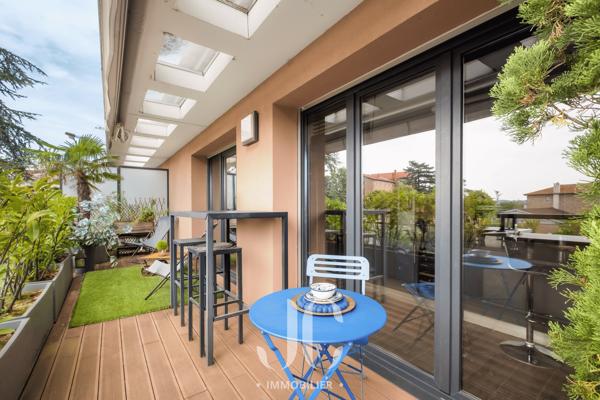 PENTHOUSE D'EXCEPTION – L'ESPRIT D'UNE VILLA SUR LE TOIT AU CŒUR DU VILLAGE
