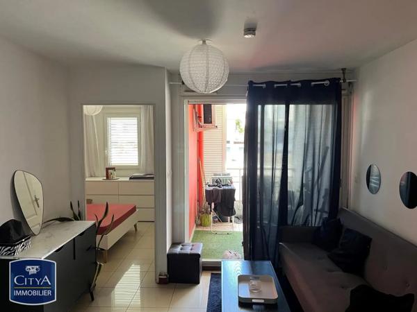 Appartement à vendre 2 pièces 32.69m² Saint-Denis (97490)