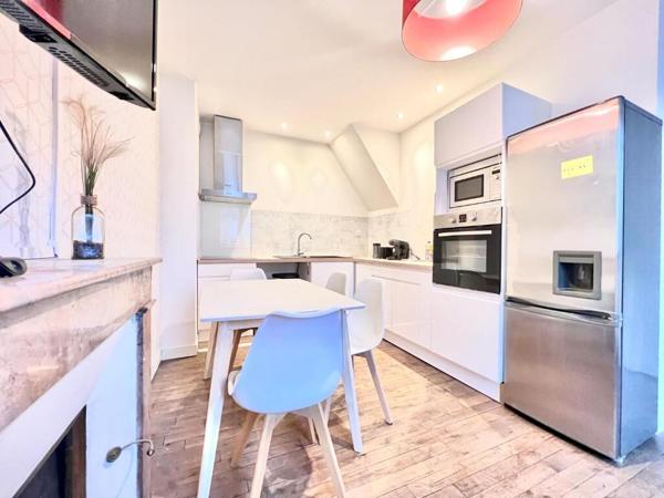 IMMEUBLE - POITIERS BLOSSAC - 3 APPARTEMENTS