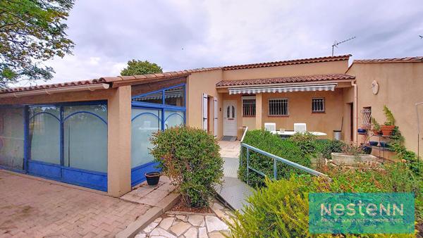 Istres centre ville, maison de plain-pied, T4, 3 chambres, non mitoyenne, en impasse, jardin et garage de 38m²