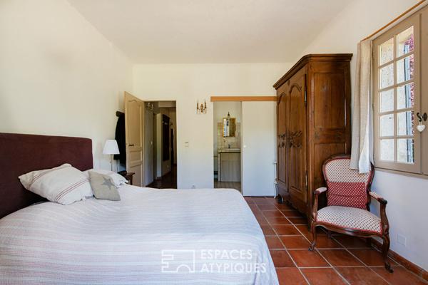 Propriété de charme avec gîte, parc arboré 8600 m² et piscine