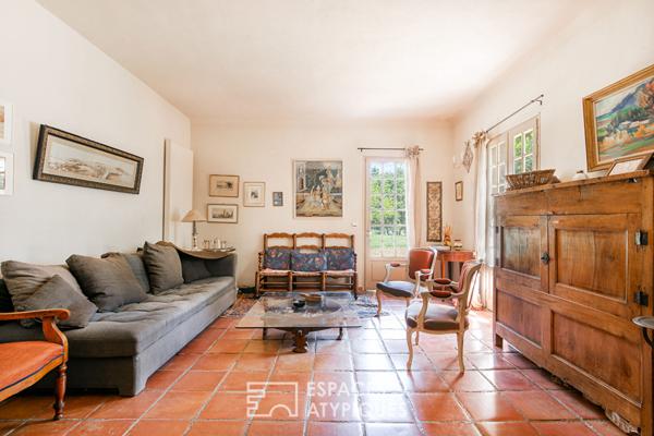 Propriété de charme avec gîte, parc arboré 8600 m² et piscine