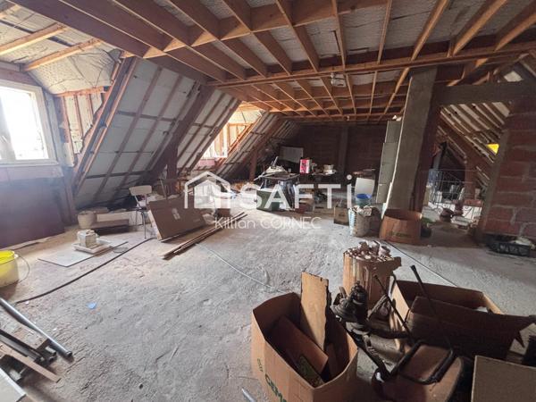 Maison 7 pièces 216m²