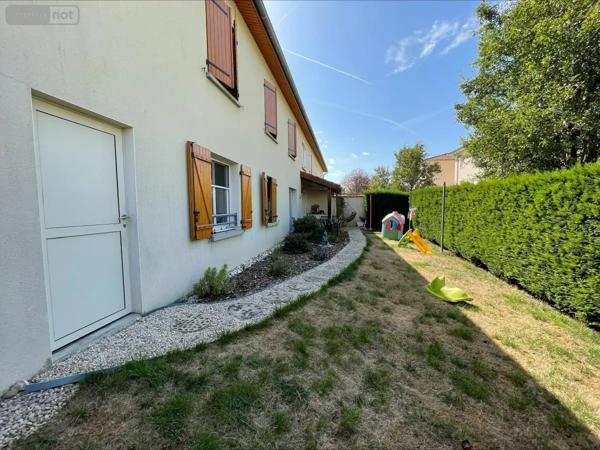 Achat - Appartement Péronnas 01960 3 pièces 66 m 2 1203 m 2