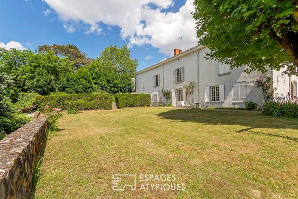 Maison ancienne de charme avec vue sur les monts du lyonnais