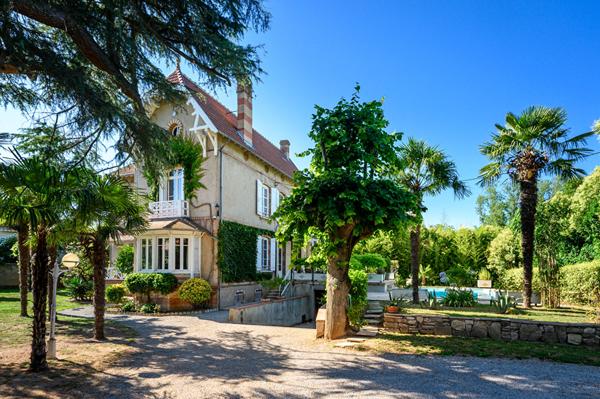 Maison de maître rénovée de 250 m² - Montauban Villebourbon