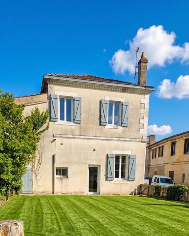 Maison Maison centre ville 82m² 82 m²