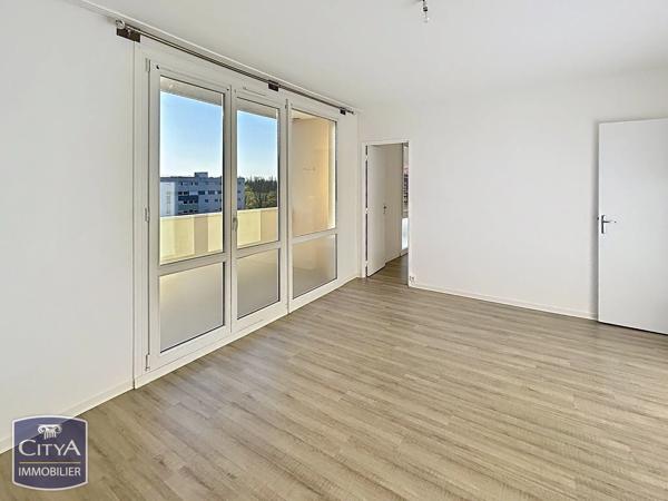Appartement à vendre 3 pièces 57.3m² Saint-Quentin (02100)