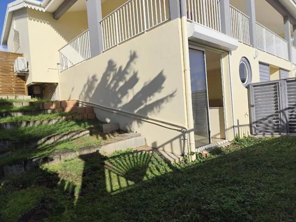 Location Appartement 2 pièces 50 m2 à Schœlcher