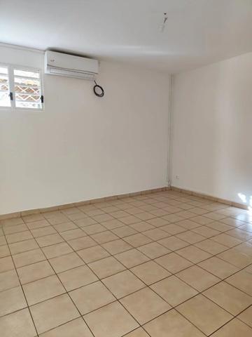Location Appartement 2 pièces 50 m2 à Schœlcher