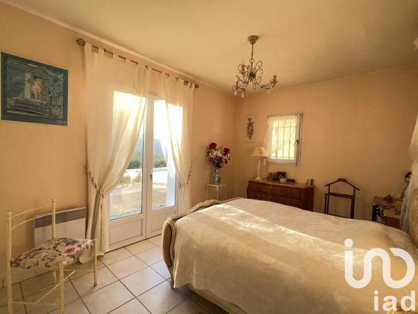 Maison 4 pièces de 105 m² à Montauroux (83440)