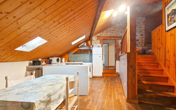 Appartement à vendre    3 pièces • 43 m2 Aurillac