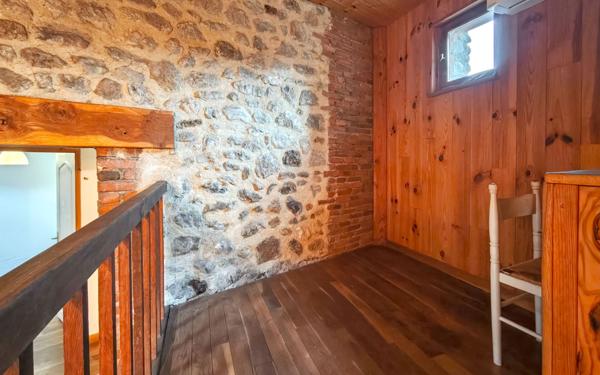 Appartement à vendre    3 pièces • 43 m2 Aurillac