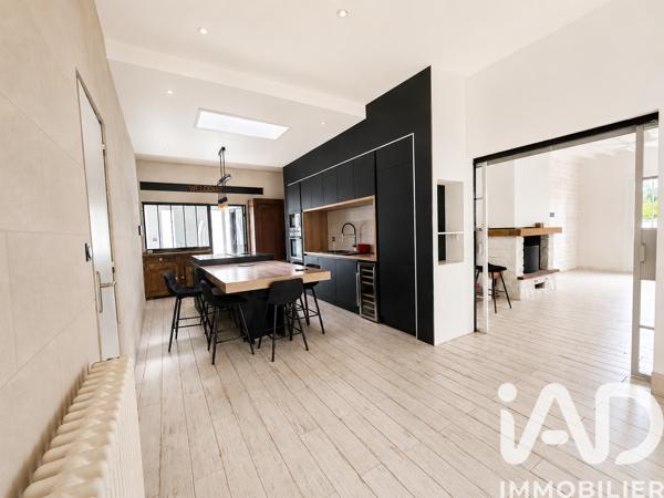 Maison à vendre 8 pièces 214 m² Cadaujac