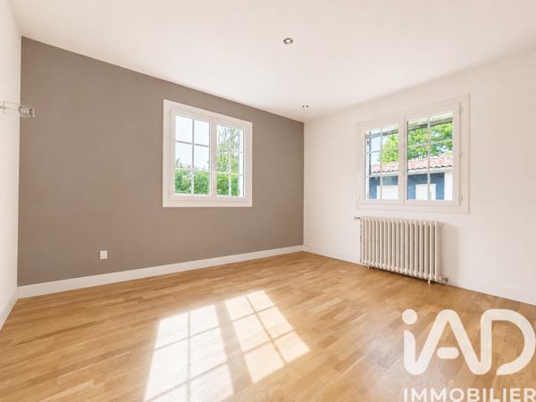 Maison à vendre 8 pièces 214 m² Cadaujac