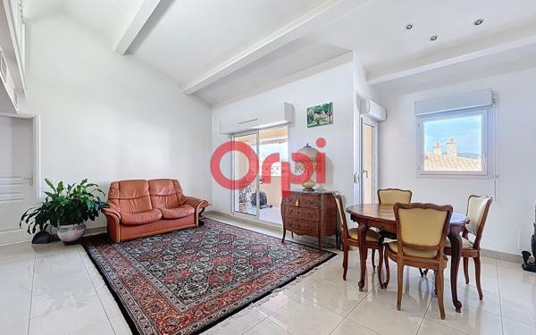 Appartement à vendre    4 pièces • 104 m2 Sainte-Maxime