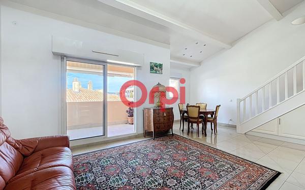 Appartement à vendre    4 pièces • 104 m2 Sainte-Maxime