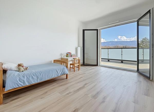 Appartement à vendre Attique 4 pièces THONON LES BAINS (74)