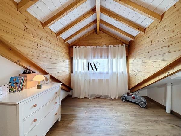 Maison de village à vendre - rénovée avec grande terrasse – Cœur de Feigères