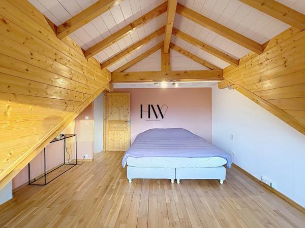 Maison de village à vendre - rénovée avec grande terrasse – Cœur de Feigères