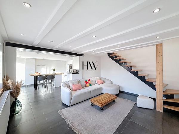 Maison de village à vendre - rénovée avec grande terrasse – Cœur de Feigères