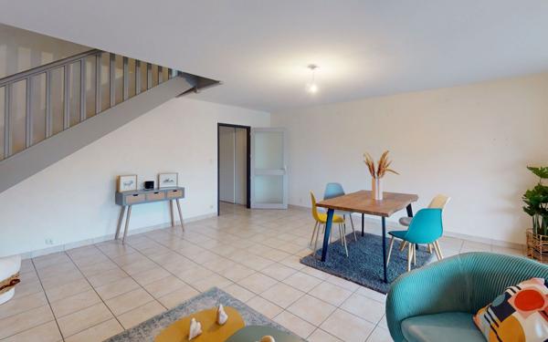 Appartement à vendre    4 pièces • 103 m2 Baraqueville