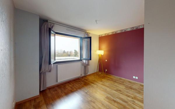 Appartement à vendre    4 pièces • 103 m2 Baraqueville