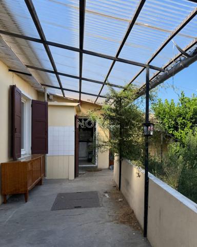 Maison à rénover, proche plage et place du marché