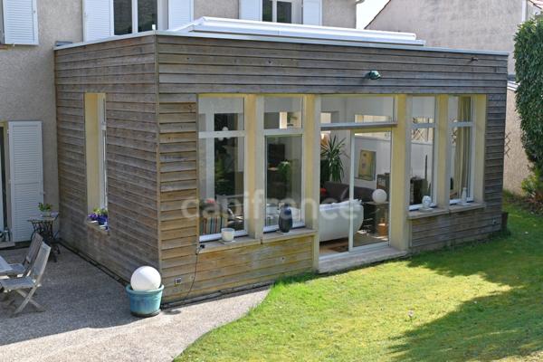 Maison à vendre 7 pièces LE MESNIL LE ROI (78)