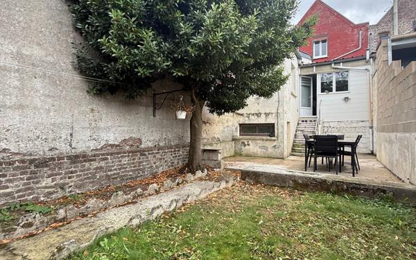 Maison à vendre    3 pièces • 80 m2 Saint-Quentin
