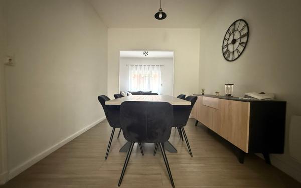 Maison à vendre    3 pièces • 80 m2 Saint-Quentin