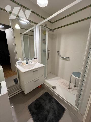 APPARTEMENT 5 PIECES 83m²