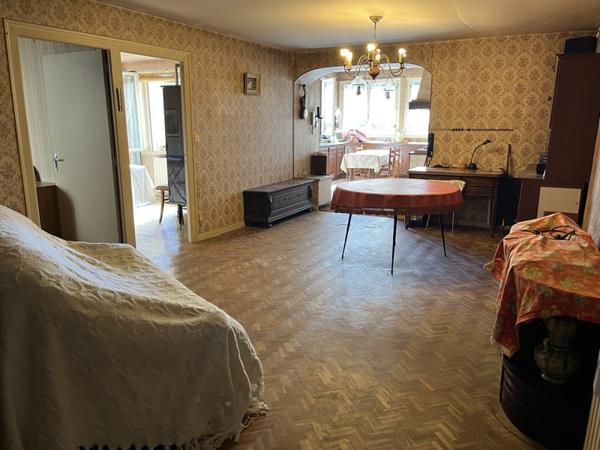 Maison à vendre |  Brie |  4 pièces | 111 m²